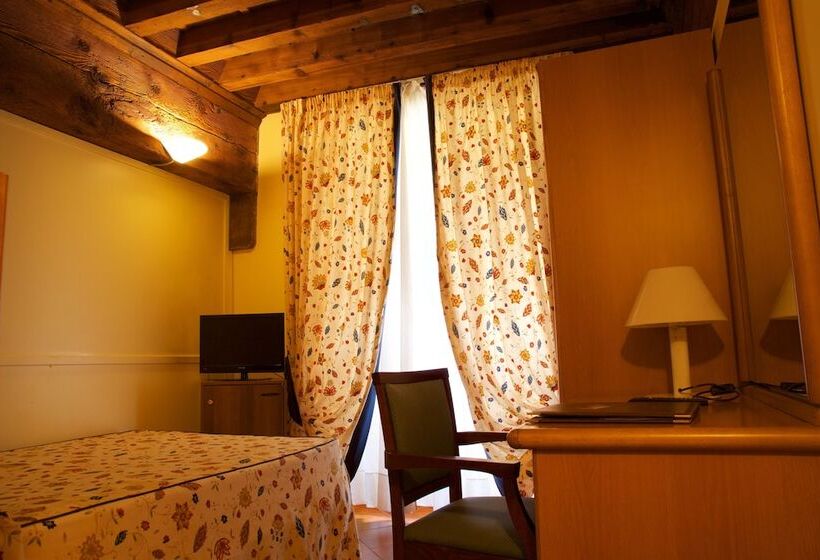 Pokój Comfort Jednoosobowy, La Luna