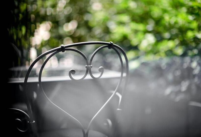 Standaardkamer met Terras, Odette En Ville