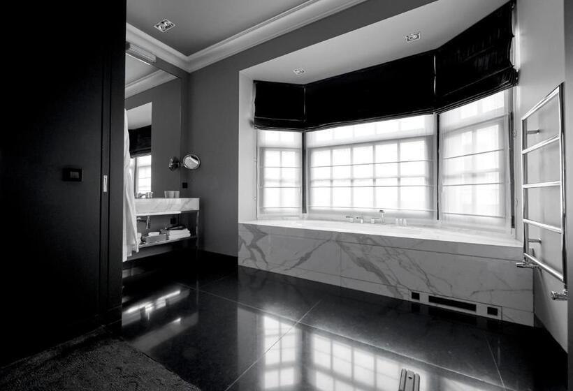 Deluxe Kamer, Odette En Ville