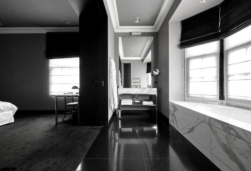 Deluxe Kamer, Odette En Ville