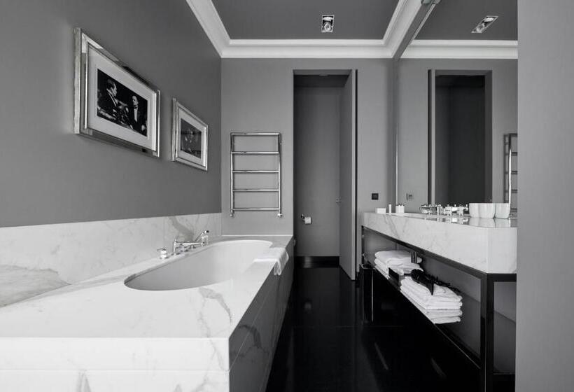 Superior Kamer, Odette En Ville