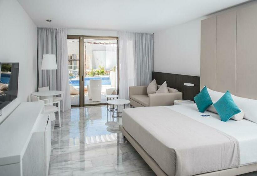 סוויטת ג'וניור דלוקס, Platinum Yucatan Princess - Adults Only - All Inclusive