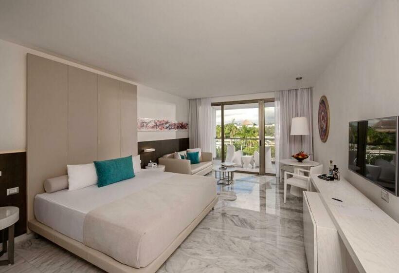 Полулюкс Повышенной Комфортности, Platinum Yucatan Princess - Adults Only - All Inclusive