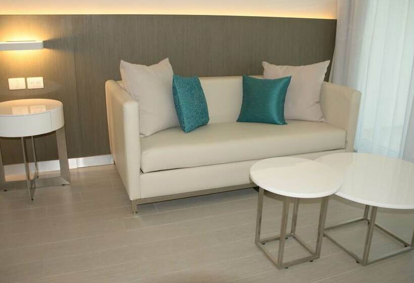 סוויטת ג'וניור דלוקס, Platinum Yucatan Princess - Adults Only - All Inclusive