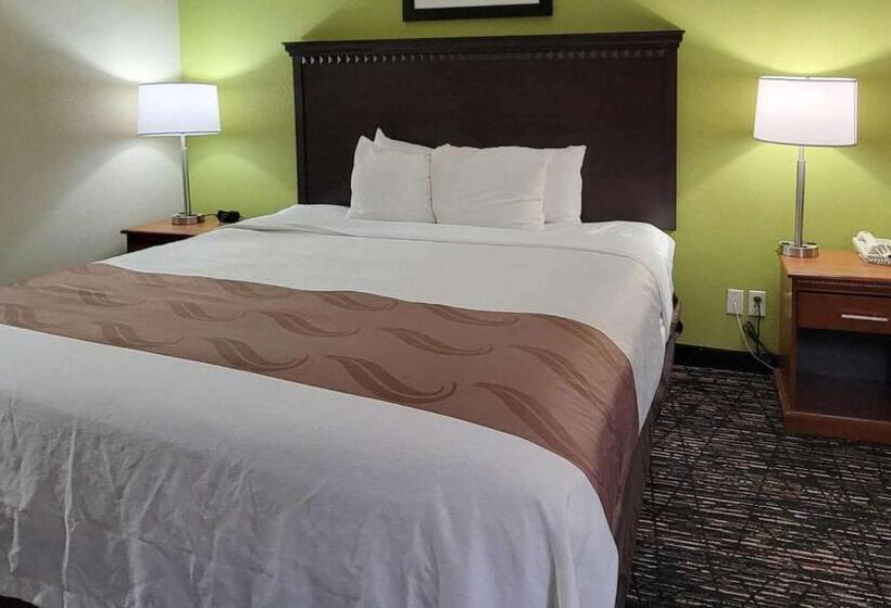 Стандартный Номер Кровать Кинг, Quality Inn & Suites Quantico