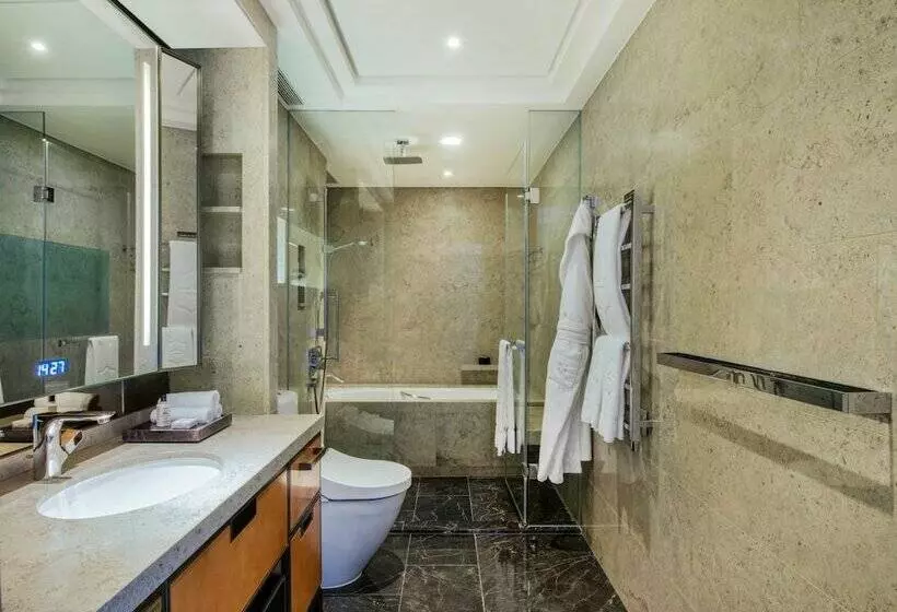 Premium Suite, Shangrila The Shard, London