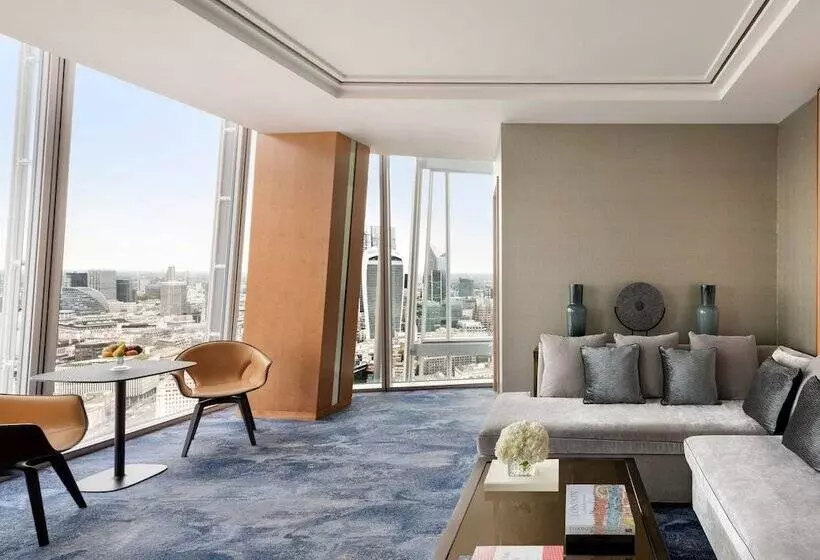 Suite, Shangrila The Shard, London
