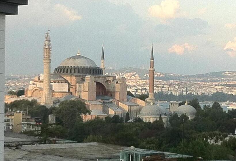 اتاق استاندارد با چشمانداز دریا, Sultanahmet Park