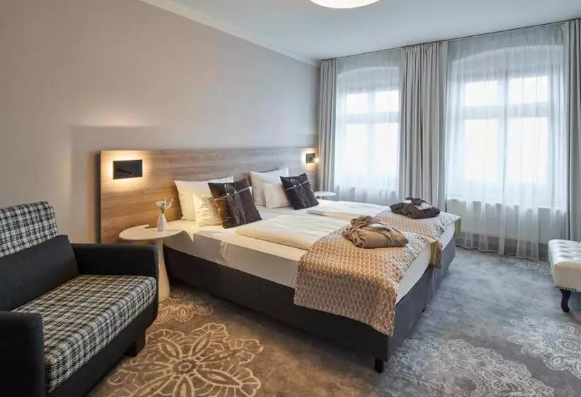 スイート, Via Regia   Vias Hotels