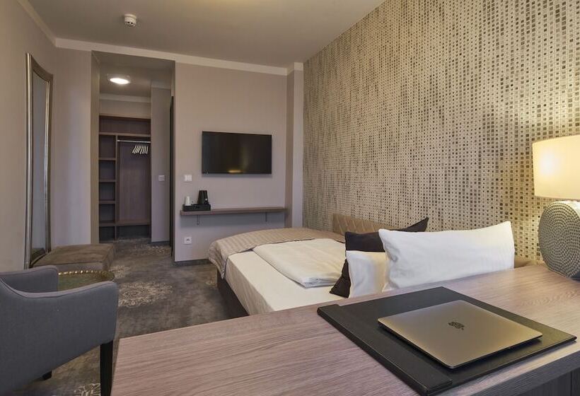 غرفة قياسية فردية, Via Regia   Vias Hotels
