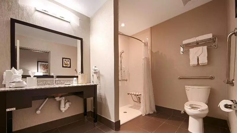 キングサイズベッドのスイートルーム, Best Western Plus Fergus