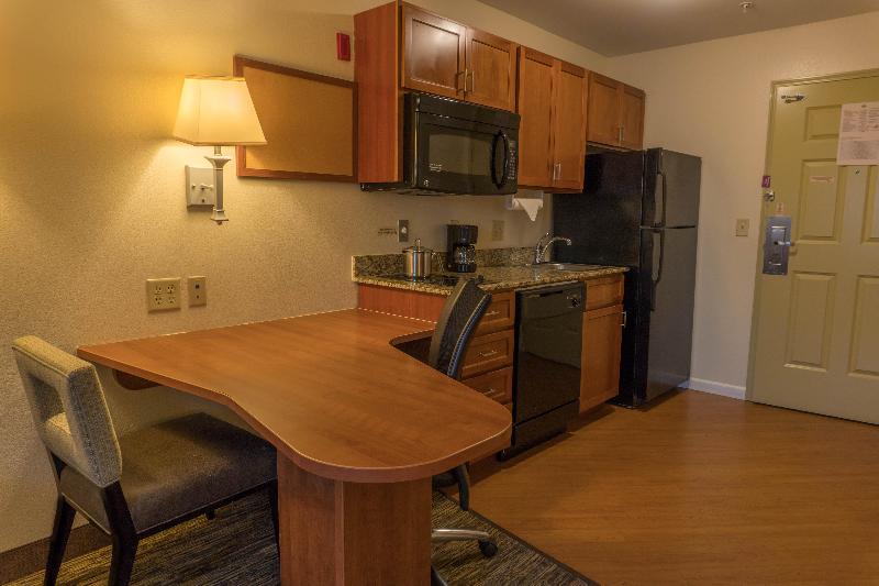 キングサイズベッドのスイートルーム, Candlewood Suites Abilene, An Ihg