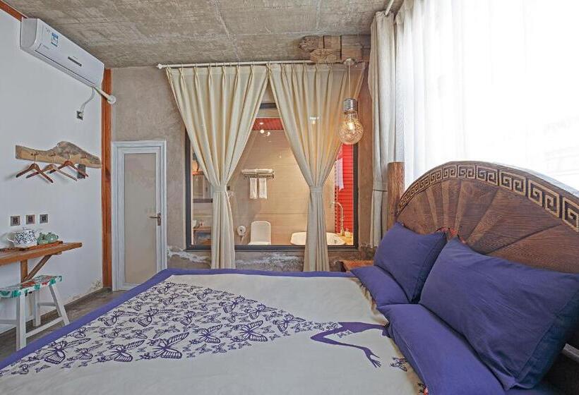 디럭스 룸 킹사이즈 침대, Old Story Inn Dali Ancient Town