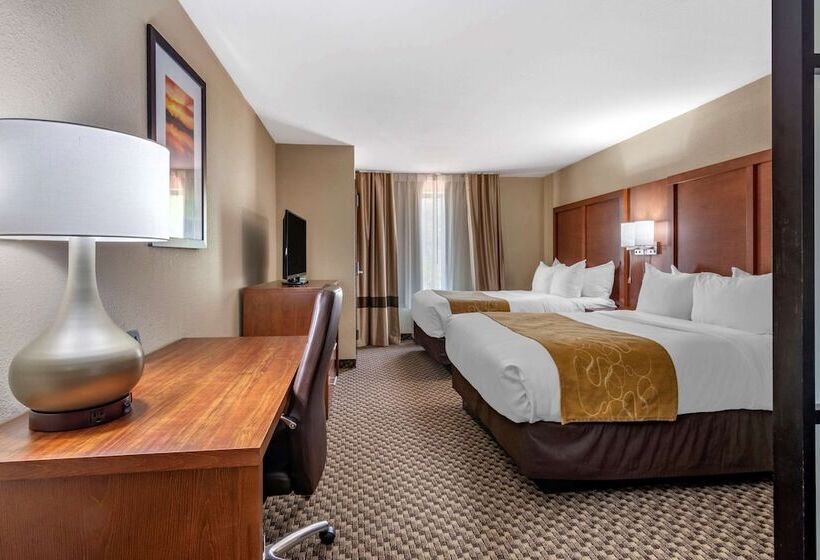 スイート, Comfort Suites Manhattan