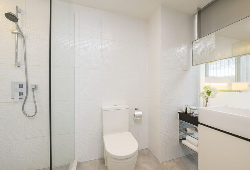 اتاق لوکس, Dorsett Tsuen Wan Hong Kong