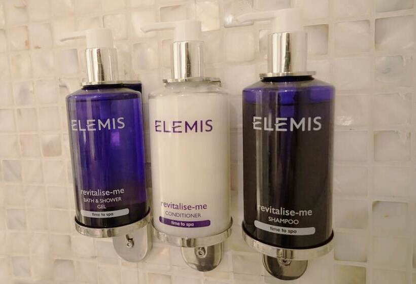 اتاق خانوادگی, Dorsett Tsuen Wan Hong Kong