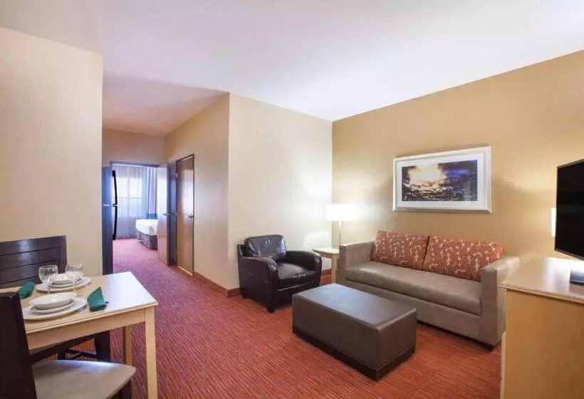 キングサイズベッドのスイートルーム, Hawthorn Extended Stay By Wyndham Corpus Christi