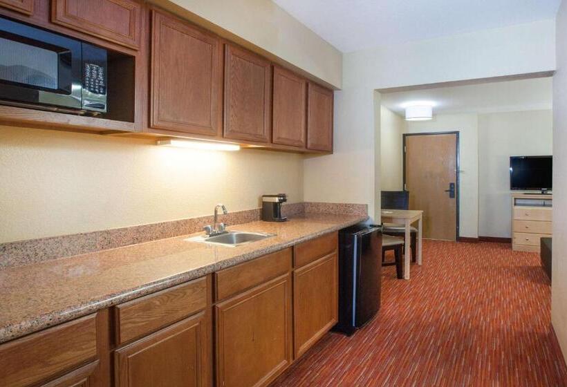 스위트 킹사이즈 침대, Hawthorn Extended Stay By Wyndham Corpus Christi