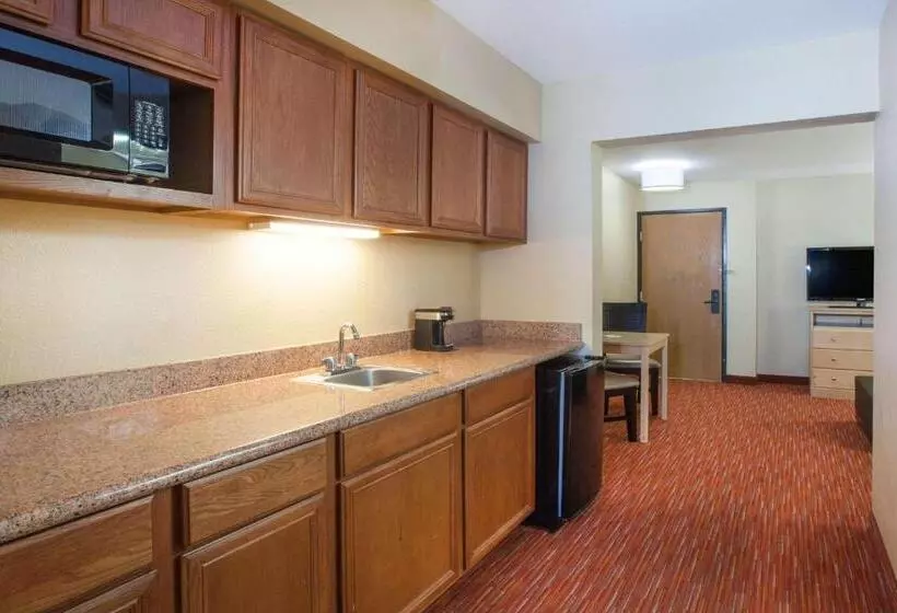 キングサイズベッドのスイートルーム, Hawthorn Extended Stay By Wyndham Corpus Christi