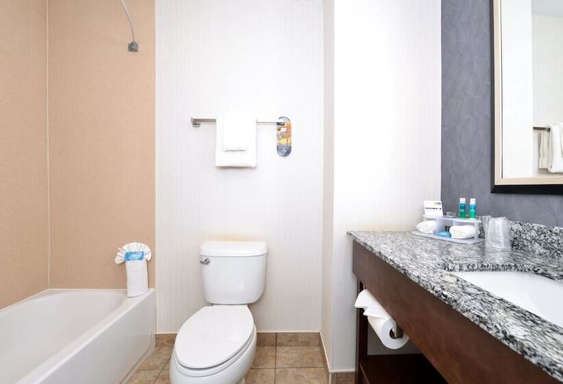 غرفة قياسية, Holiday Inn Express & Suites Greenfield, An Ihg