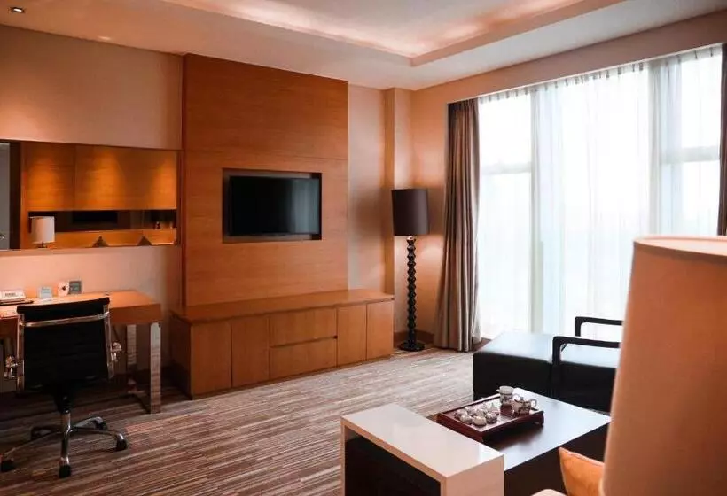 スーペリアースイート, Holiday Inn Guangzhou Science City, An Ihg