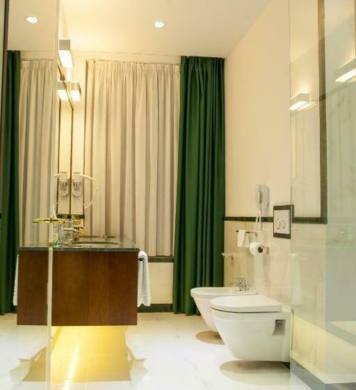 景色の見えるデラックスルーム, International Iasi