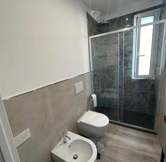 패밀리 스튜디오, Marinella