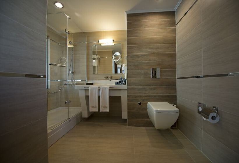 اتاق لوکس با چشمانداز دریا, Prime Boutique