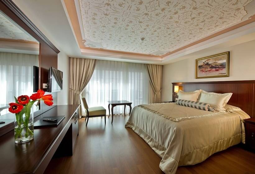 اتاق لوکس با چشمانداز دریا, Prime Boutique