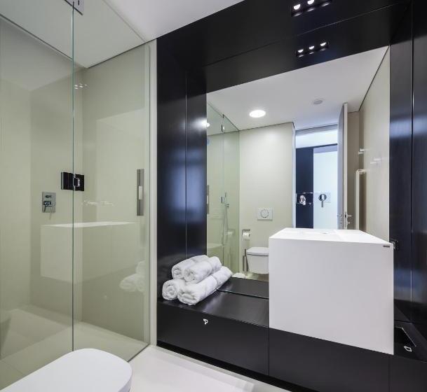 חדר סטנדרט, Privo