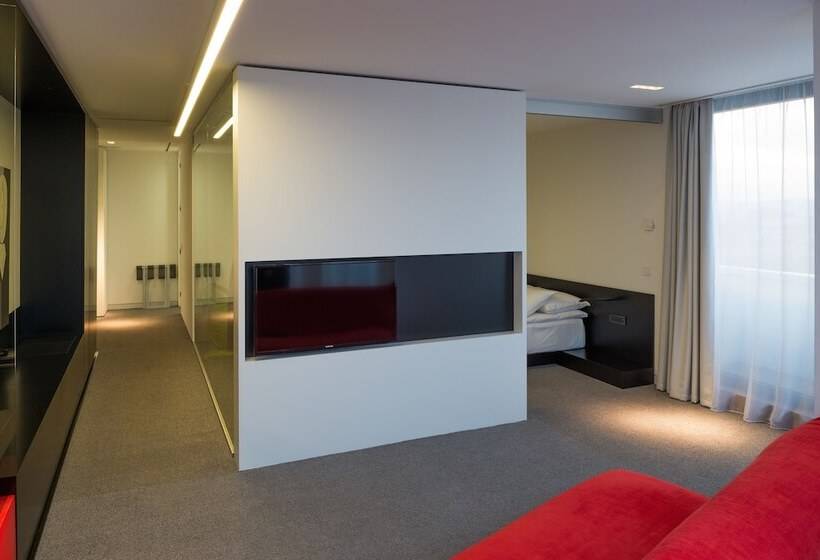 חדר סטנדרט, Privo