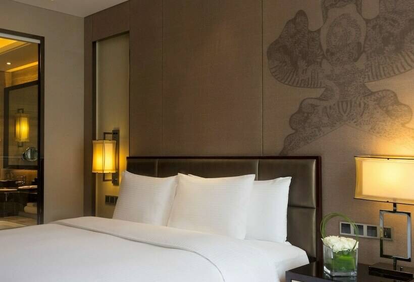 اتاق لوکس, Pullman Weifang