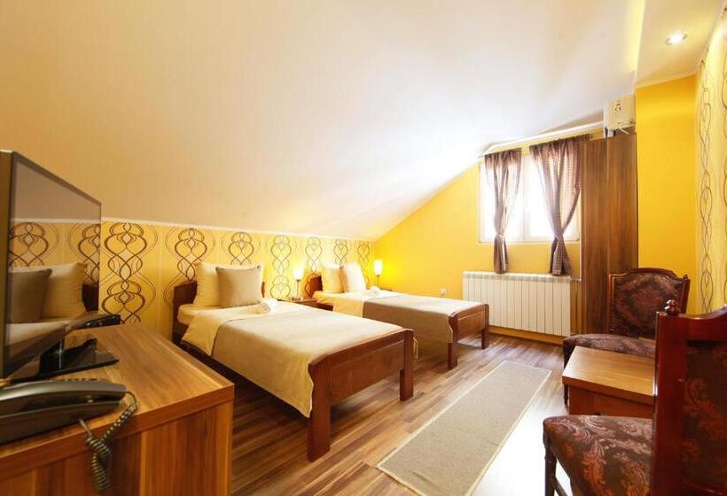 غرفة قياسية, Rooms Konak Mikan