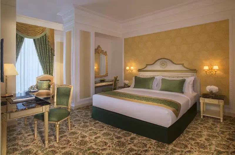 デラックスルーム, Royal Rose Abu Dhabi, A Curio By Hilton Affiliated
