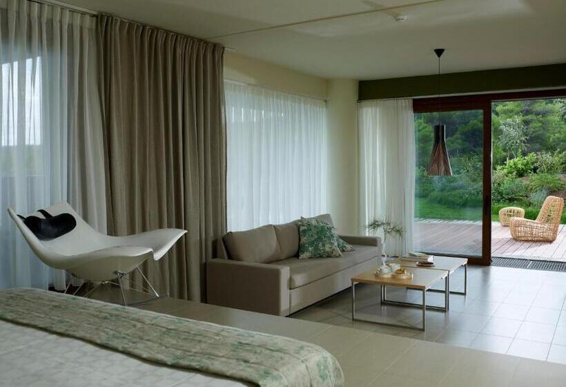 سوییت با استخر, Thalatta Seaside