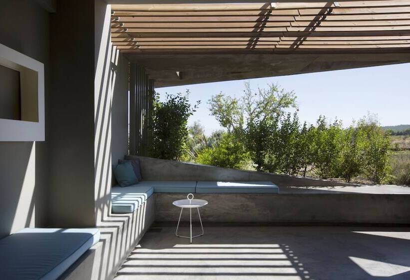 سوییت خانوادگی, Thalatta Seaside