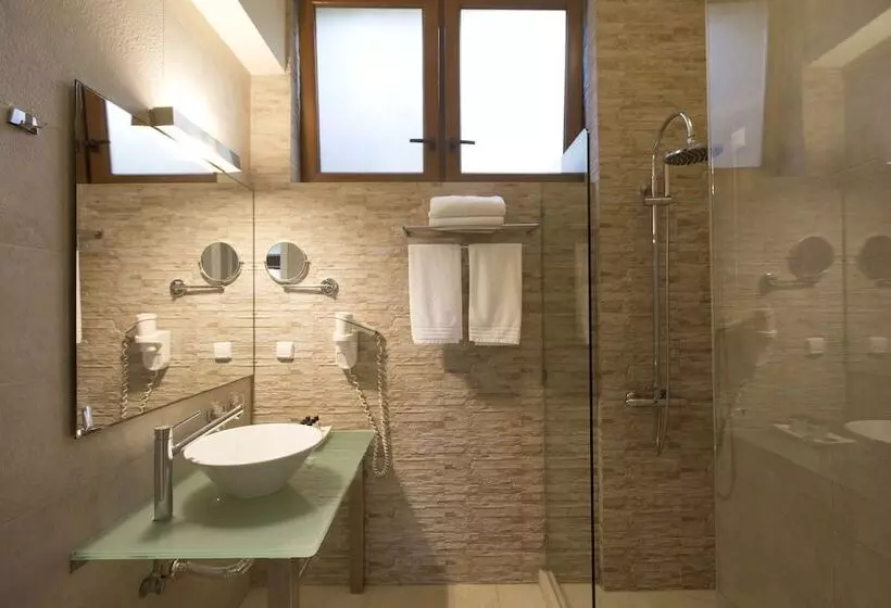 Suite Familiale, Thalatta Seaside