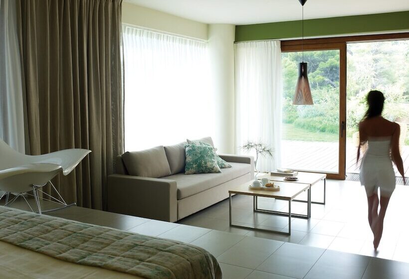 سوییت با استخر, Thalatta Seaside