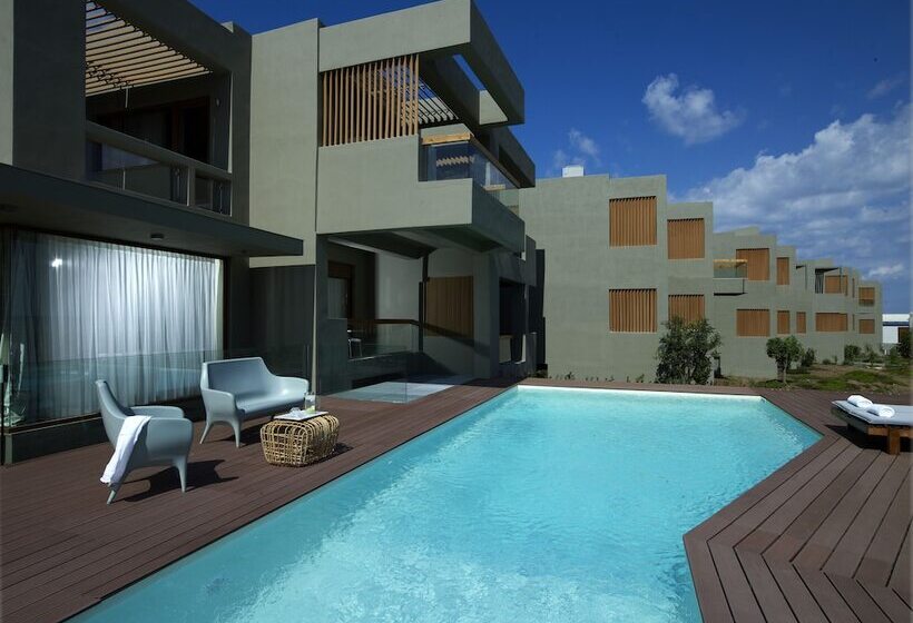 سوییت با استخر, Thalatta Seaside