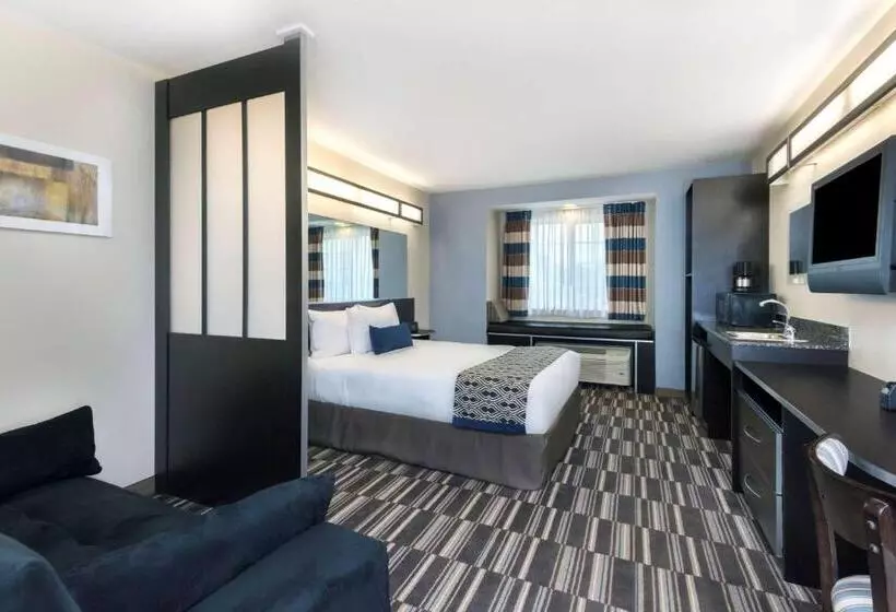 身障者適用スタンダードルーム, Microtel Inn And Suites Baton Rouge Airport