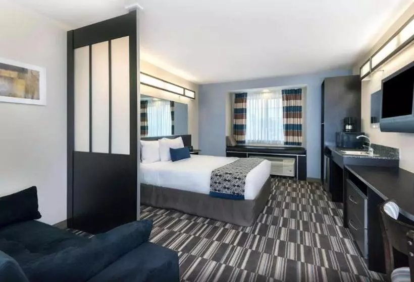 身障者適用スタンダードルーム, Microtel Inn And Suites Baton Rouge Airport