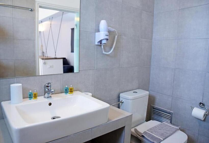 オーシャンビュースーペリアースイート, Hillside Studios & Apartments