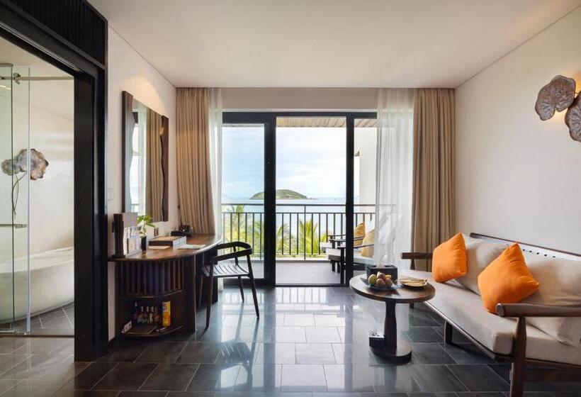 اتاق لوکس با چشمانداز دریا, Amiana Resort Nha Trang