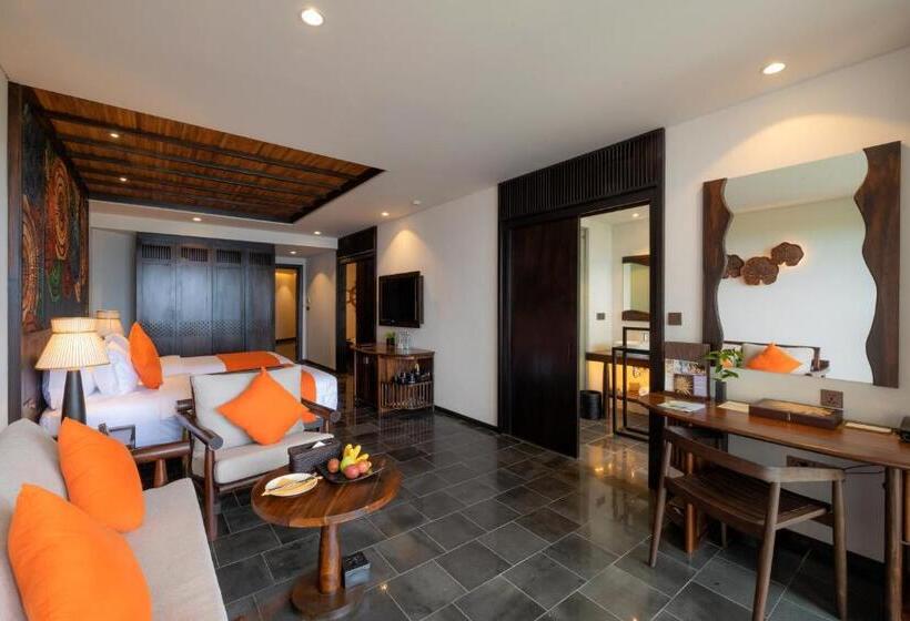اتاق لوکس با چشم‌انداز دریا, Amiana Resort Nha Trang