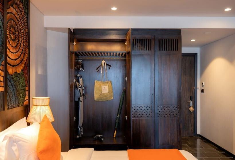 اتاق لوکس با چشم‌انداز دریا, Amiana Resort Nha Trang