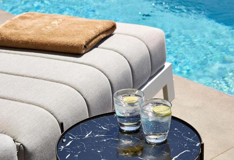 套房配有游泳池, De Sol Hotel & Spa