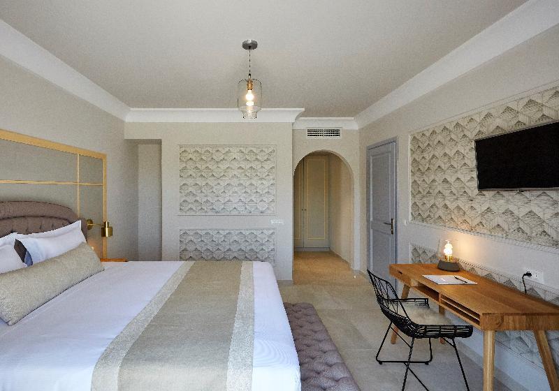 套房配有游泳池, De Sol Hotel & Spa