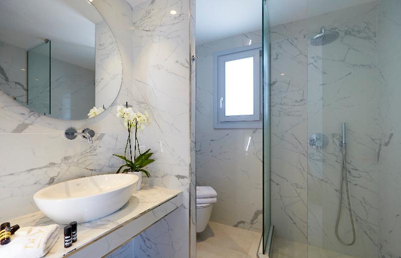 套房配有游泳池, De Sol Hotel & Spa