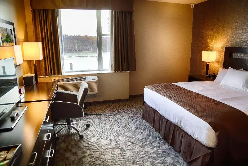 スタンダードシティビュールーム, Doubletree By Hilton Lawrenceburg