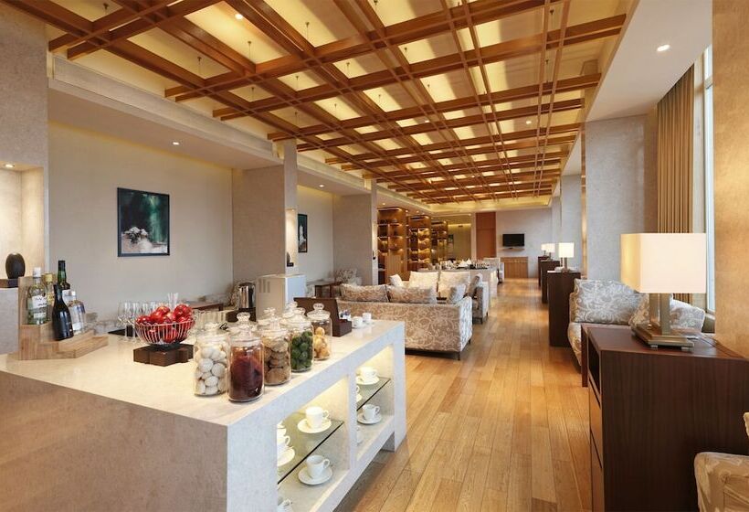 Номер Executive, Doubletree By Hilton Punechinchwad